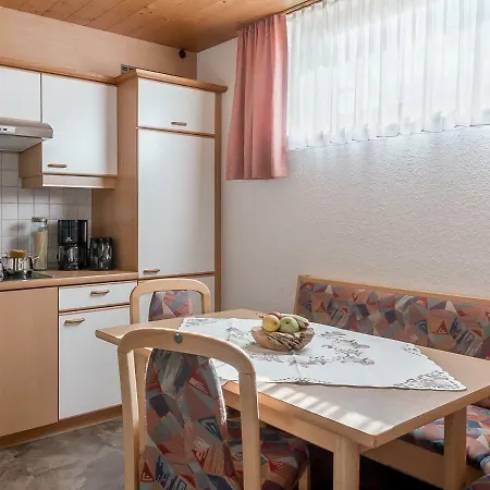 Apart Wiesengrund 3*