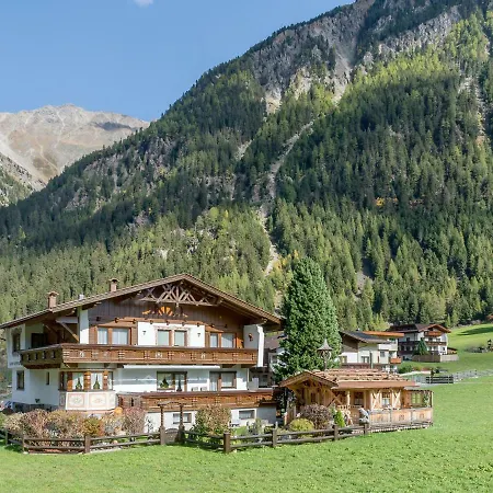 Wiesengrund 3* Зёльден