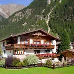 Wiesengrund Guest house Solden